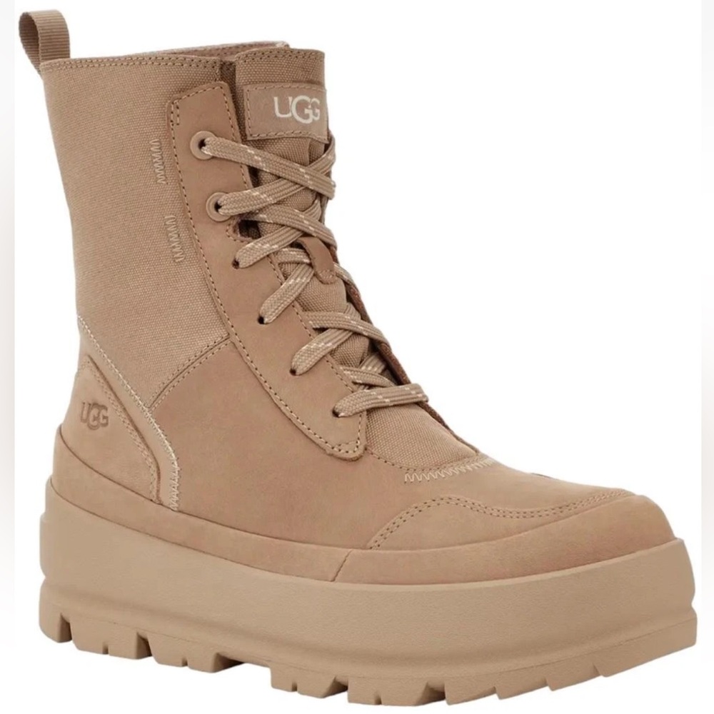NWOB Ugg The Lug Sneaker Boots In Sand Size 8
